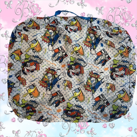 Disney parks Hong Kong bag Donald Duck blue white multicolor lightweight duffle - Picture 2 of 6